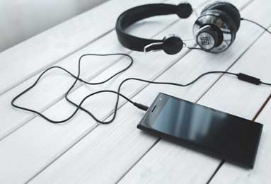 周四012西甲：奥维耶多VS巴萨，主场难阻巴萨，控球压制或定胜负